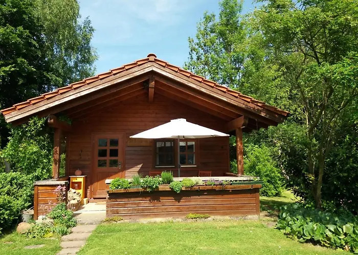 Дом отдыха Romantisches Blockhaus An Der Maerchenstrasse! Reinhardshagen